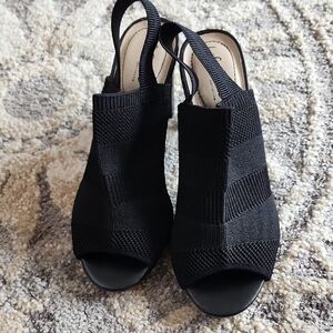 Life Stride Black Peep-Toe Slingback Heels